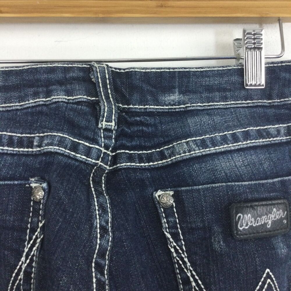 Wrangler Premium Patch Bootcut Mid Rise Western Dark Wash Denim Jeans Blue - Picture 13 of 15